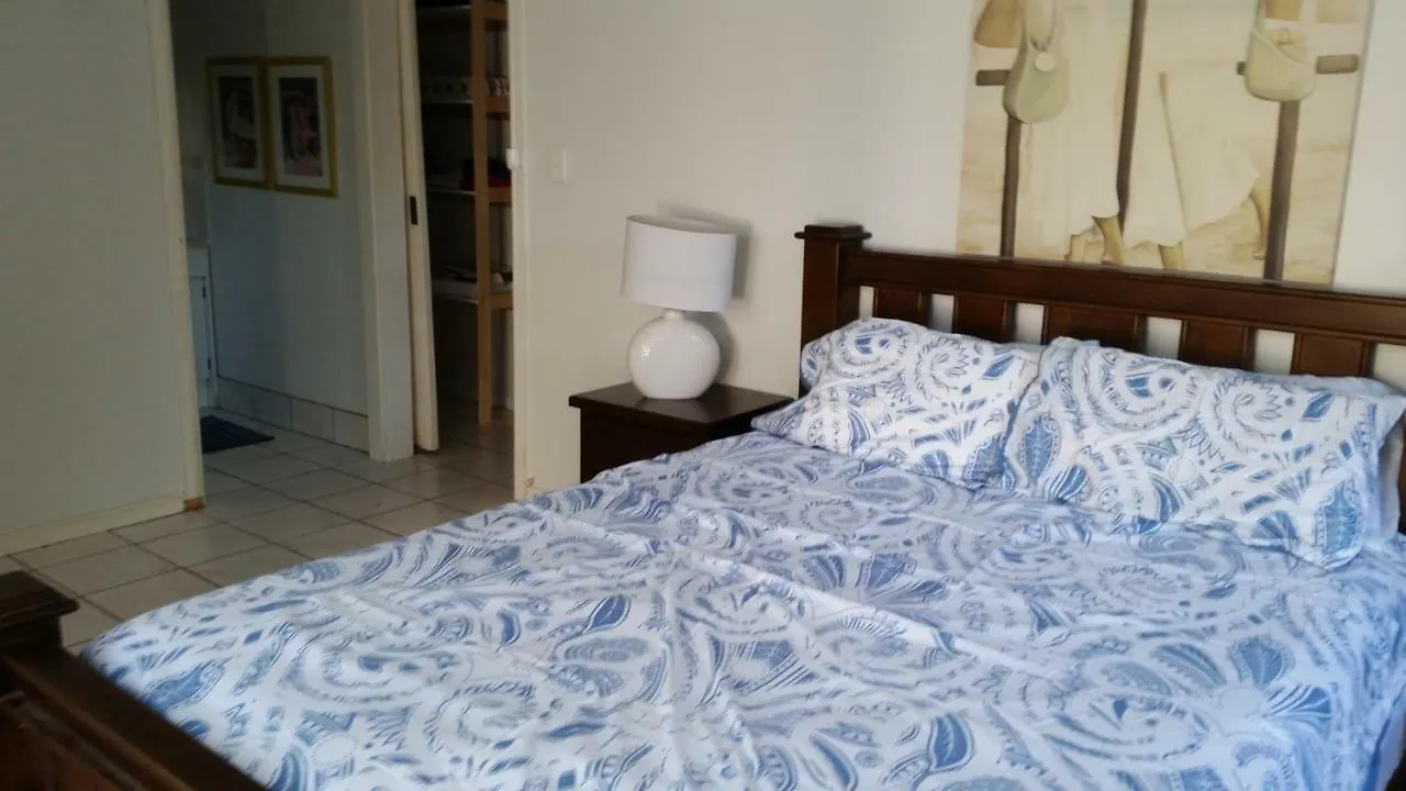 דירות סקרבורו Beachside Queenslander